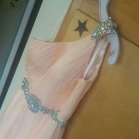 Dress - Picture 4 of 4